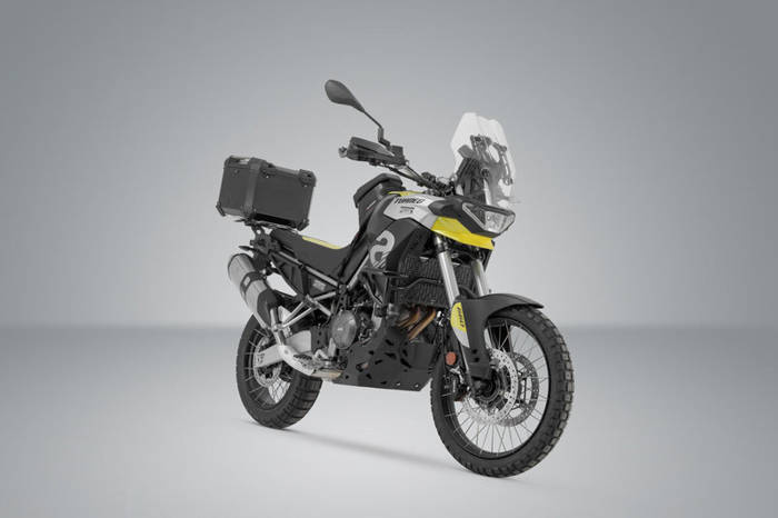 Zestaw kufra centralnego Trax ADV SW-MOTECH HONDA CRF1100L AFRICA TWIN (19-)