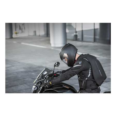 Plecak motocyklowy aerodynamiczny Shima AYRO czarny