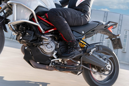 Buty motocyklowe krótkie Shima EXO Vented czarny