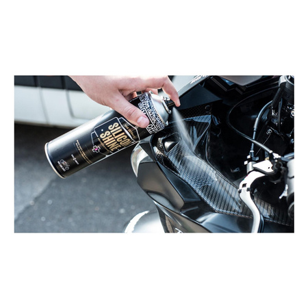 MUC-OFF 626 – Nabłyszczająco-Zabezpieczający Spray Do Powierzchni, 400ML