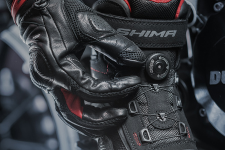 Buty motocyklowe krótkie/miejskie/turystyczne Shima EXO czarny
