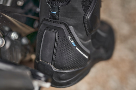 Damskie buty motocyklowe turystyczne Shima STRATO WP czarny