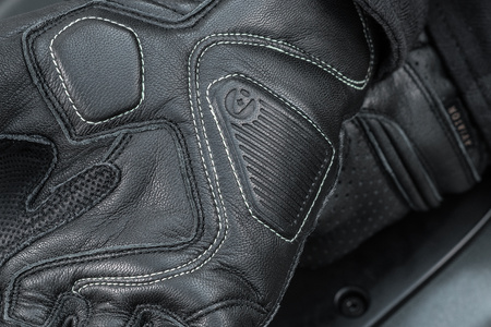 Rękawice motocyklowe turystyczne skórzane Shima AVIATOR czarny