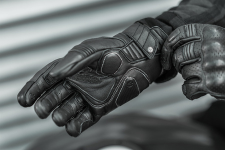 Rękawice motocyklowe turystyczne skórzane Shima AVIATOR czarny