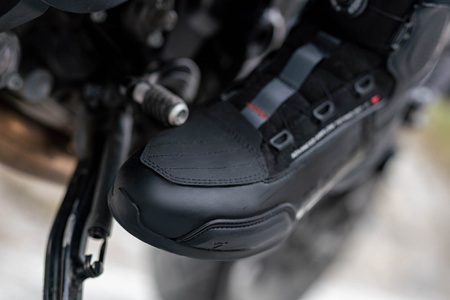 Buty motocyklowe krótkie/miejskie/turystyczne Shima EDGE WP czarny