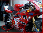 Crash Pady R&G do Ducati 748/916/996 (Up to 01)