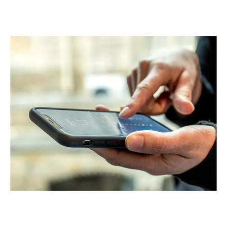 Szkło ochronne na telefon QUAD LOCK iPhone 14 Pro przezroczysty