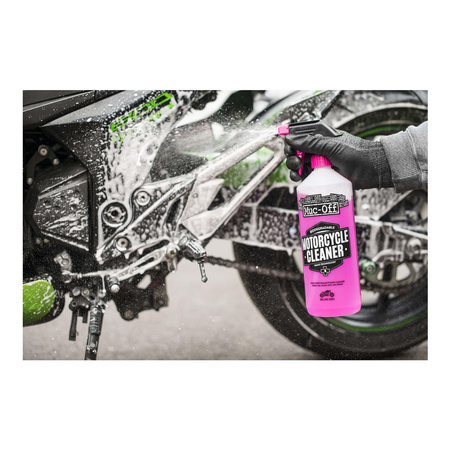 MUC-OFF – Biodegradowalny Płyn Do Mycia Motocykla Z Nanotechnologią, 1L