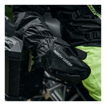 Osłony nakładki przeciwdeszczowe na rękawice motocyklowe Rebelhorn BOLT czarny unisex