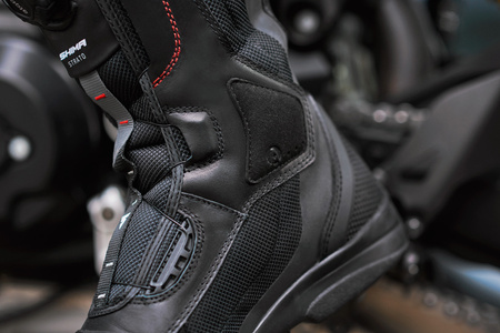 Buty motocyklowe turystyczne Shima STRATO czarny