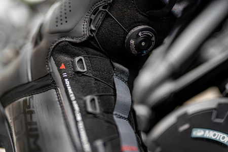 Buty motocyklowe krótkie/miejskie/turystyczne Shima EDGE WP czarny