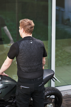 Kamizelka chłodząca motocyklowa Shima HYDROCOOL VEST czarny